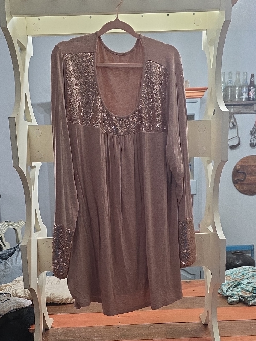 Source Unknown Taupe Sequin Accent Women's Blouse